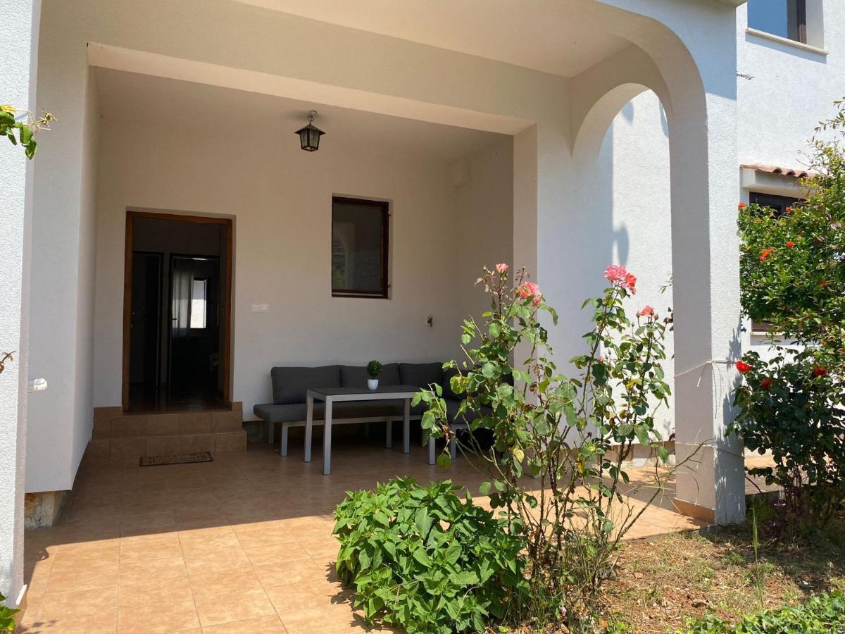 Apartmani Ana Borovac Funtana Exterior photo